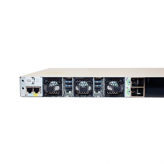 Switch Cisco Catalyst 9300-24P-E 24 Port 10/100/1000 (Poe+)